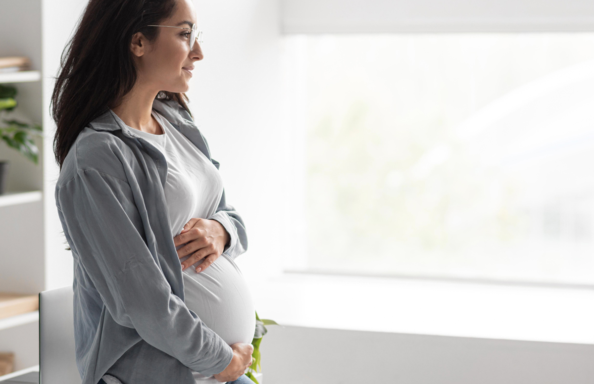 Dientes sensibles durante el embarazo: qué esperar y cómo tratarlos